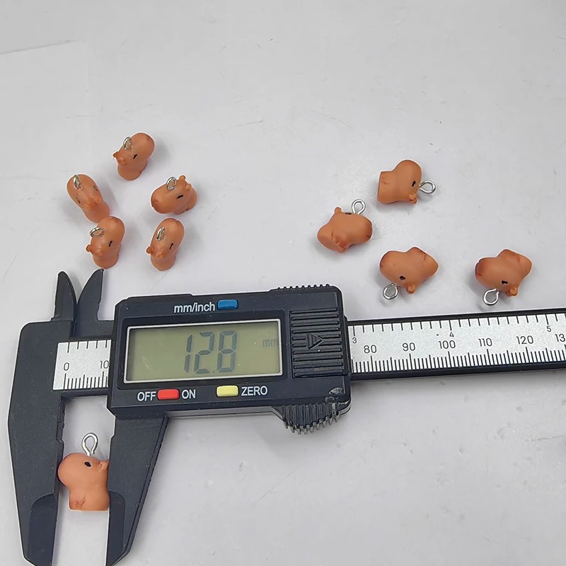 10 個のかわいい小さなカピバラチャーム、ジュエリー作成用、 - Resin Crafts Diy のレビューと価格